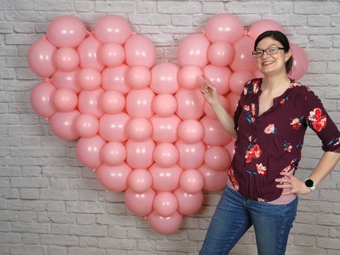 Link Balloon Heart Backdrop Tutorial and Plans | Digital Balloon Recipe