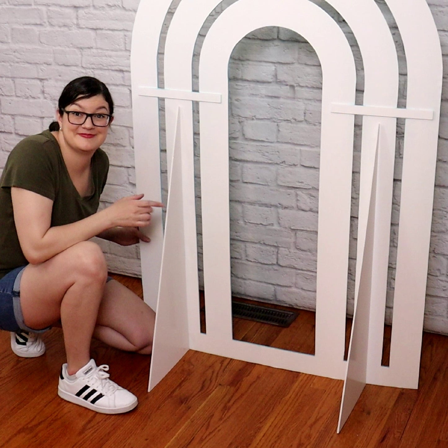 Chiara Arch Backdrop Tutorial and Plans | Digital Plans